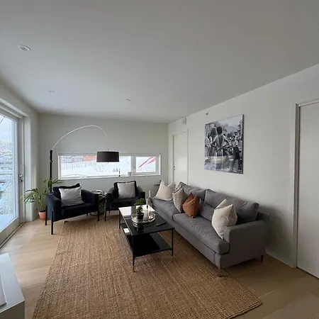 Sea View, 2 Bedroom * Tromso