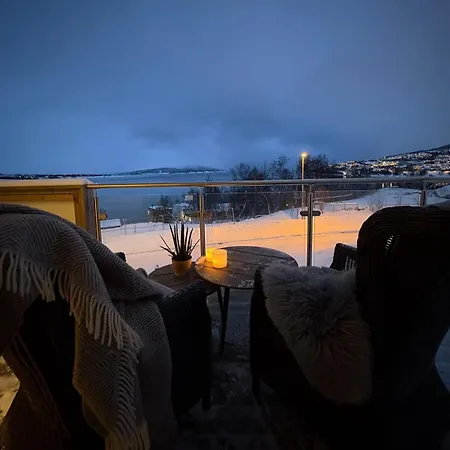 Sea View, 2 Bedroom Apartment *