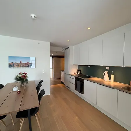 Sea View, 2 Bedroom Apartment